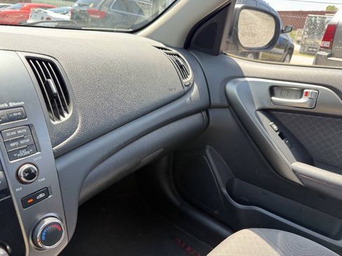 Used 2010 Kia Forte SX FWD image 24