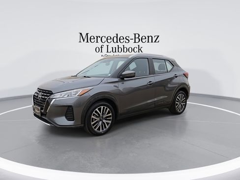 Used 2024 Nissan Kicks SV image 4