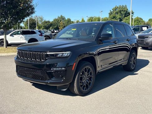 New 2025 Jeep Grand Cherokee Summit w/ Obsidian Package image 4