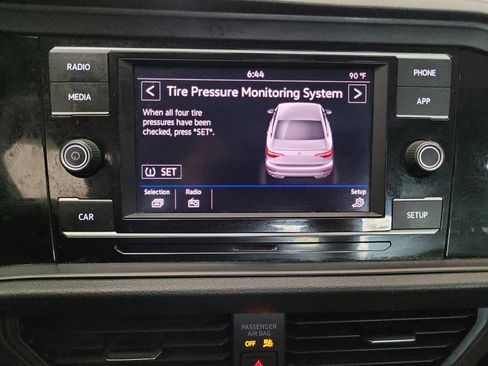 Used 2019 Volkswagen Jetta R-Line w/ R-Line Cold Weather Package FWD image 25