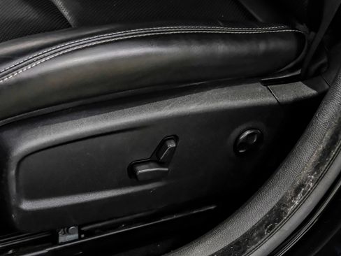 Used 2021 Chrysler 300 S w/ S Model Appearance Package RWD image 41