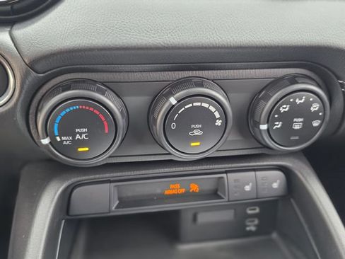 New 2026 MAZDA MX-5 Miata Club w/ Interior Package RWD image 24