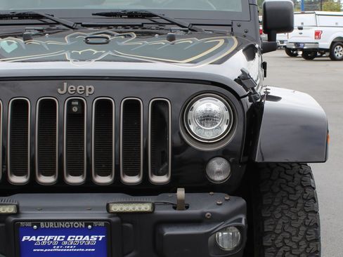 Used 2018 Jeep Wrangler Unlimited Sport w/ Power Convenience Group AWD/4WD image 10