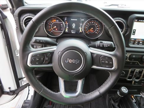 Used 2021 Jeep Wrangler Unlimited Sahara image 20