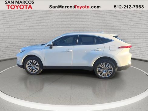 Certified 2021 Toyota Venza Limited image 8