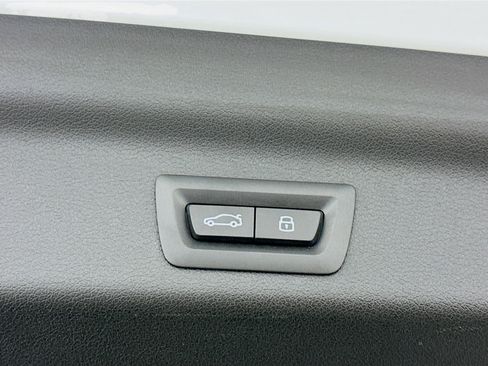 Used 2025 BMW X1 xDrive28i w/ Convenience Package image 31