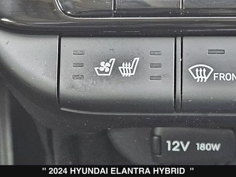 Used 2024 Hyundai Elantra Limited FWD image 22