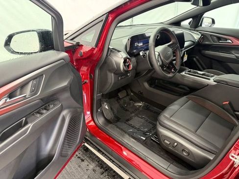 New 2026 Chevrolet Equinox EV RS image 31