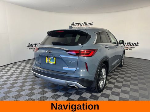 Used 2022 INFINITI QX50 Essential image 8