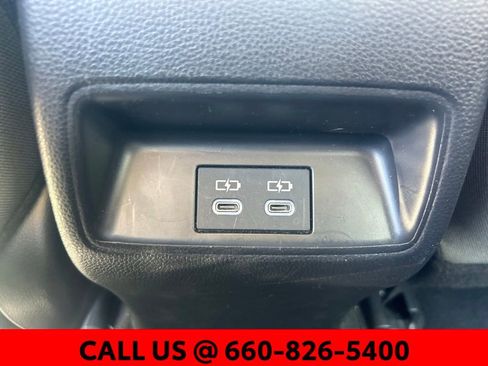 Used 2025 Toyota Corolla LE FWD image 7