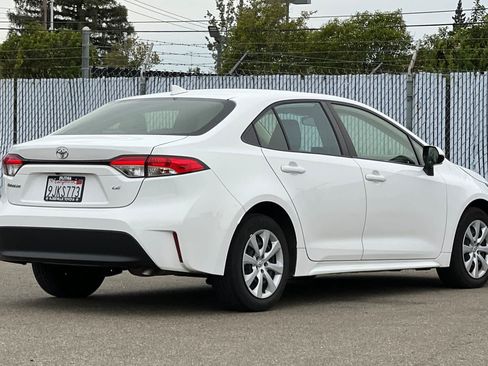 Certified 2024 Toyota Corolla LE FWD image 3