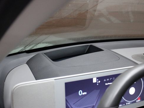 Used 2024 Hyundai Ioniq 5 Limited image 20