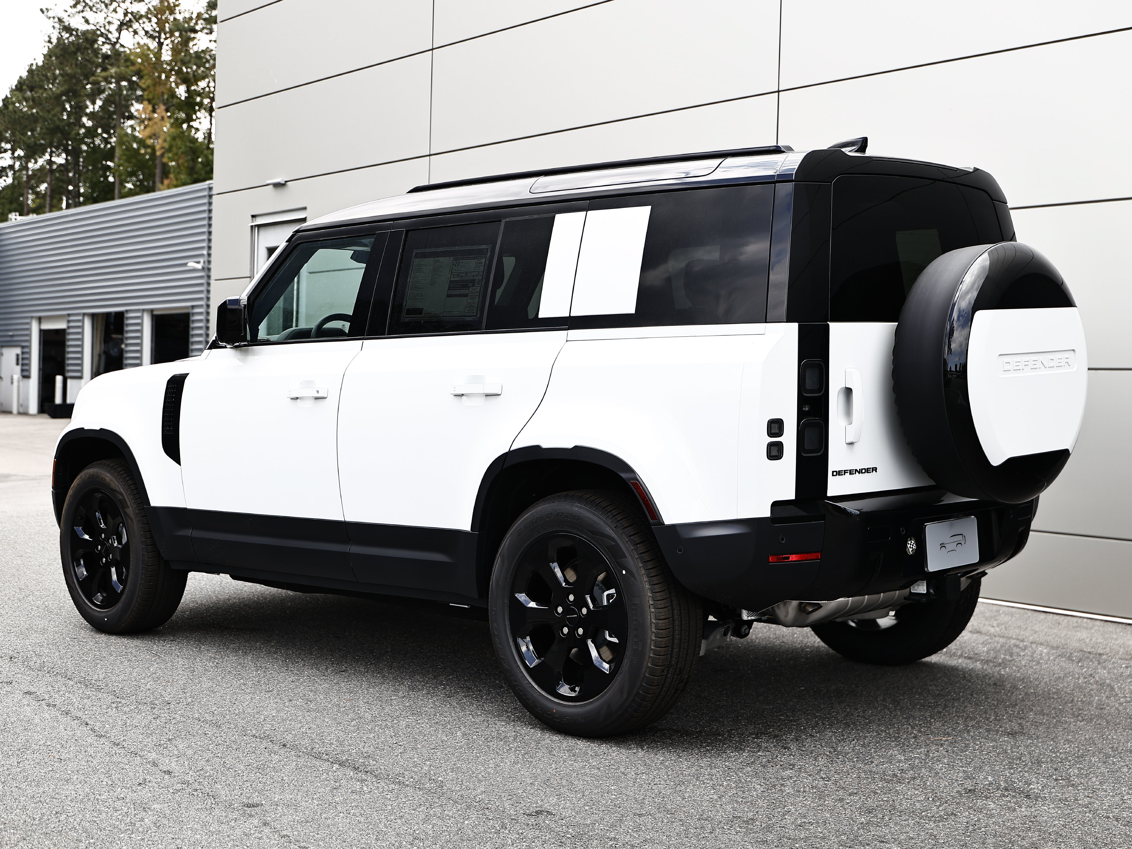 New 2026 Land Rover Defender 110 S AWD/4WD image 7