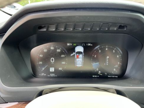 Used 2019 Volvo XC90 T6 Momentum w/ Advanced Package AWD/4WD image 35