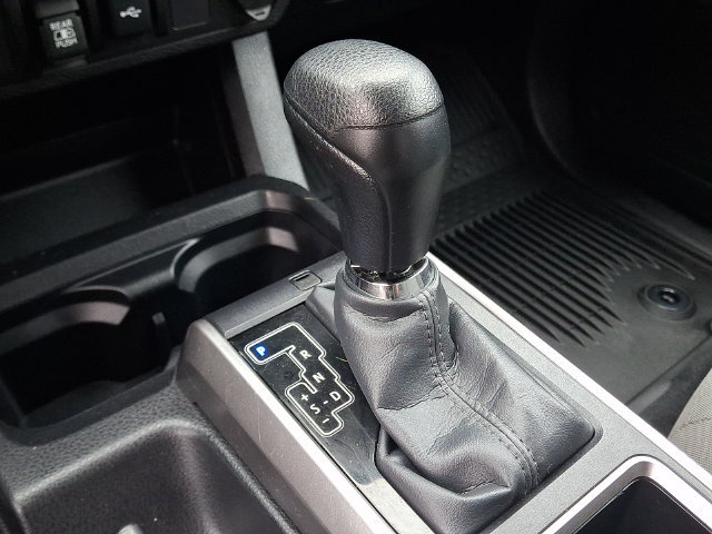 Used 2023 Toyota Tacoma SR5 AWD/4WD image 15