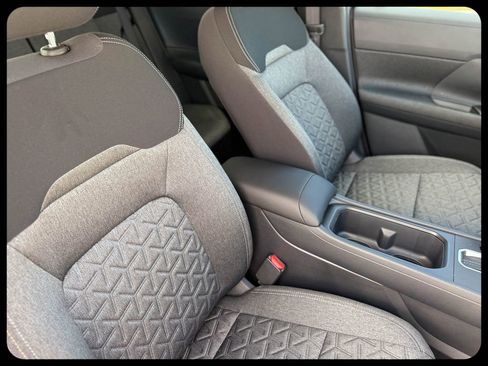 New 2026 Nissan Kicks SV image 14