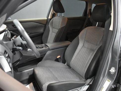 Used 2021 Nissan Rogue S image 5