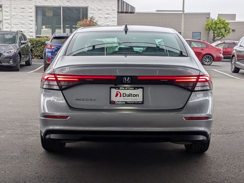 Used 2024 Honda Accord EX image 3