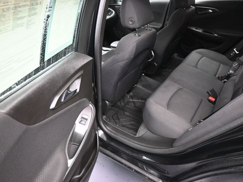 Used 2024 Chevrolet Malibu LT w/ Midnight Edition FWD image 17