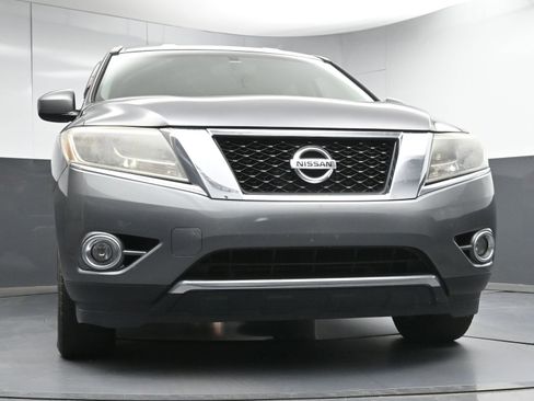 Used 2015 Nissan Pathfinder SV image 13