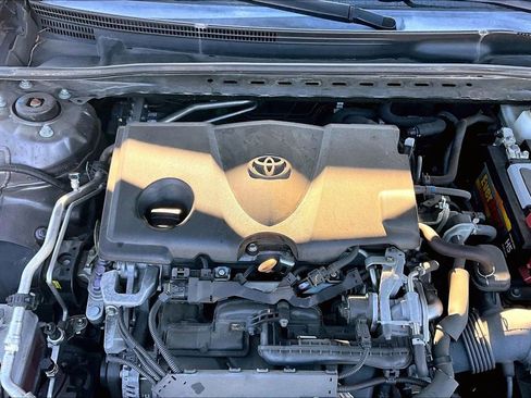 Used 2020 Toyota Camry XSE image 32