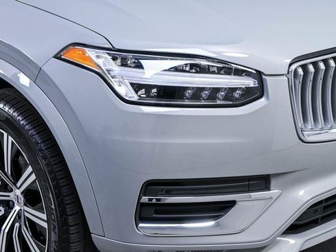 Certified 2025 Volvo XC90 B5 Core AWD/4WD image 38