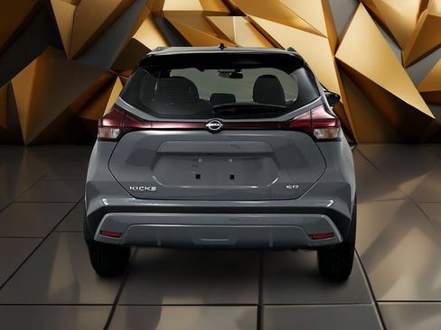Used 2024 Nissan Kicks SR FWD image 6