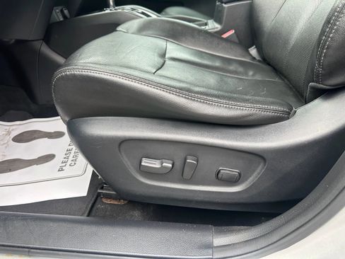 Used 2016 Nissan Rogue SL w/ SL Premium Package image 18