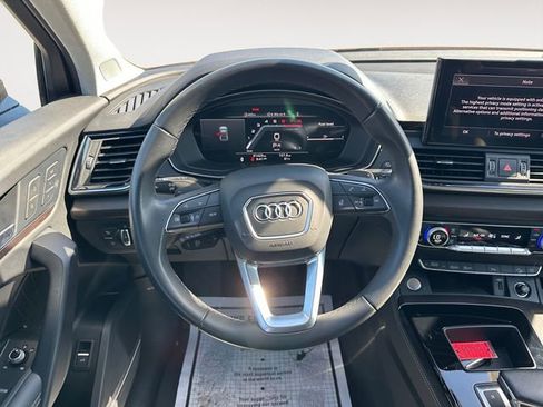 Used 2023 Audi Q5 2.0T Premium Plus w/ Premium Plus Package AWD/4WD image 12