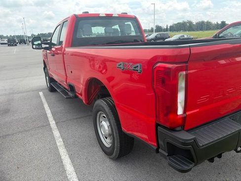 Used 2023 Ford F250 XL w/ Snow Plow Prep Package AWD/4WD image 10