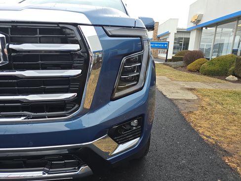 New 2026 GMC Yukon XL Elevation image 10