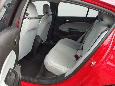 Used 2019 Chevrolet Cruze LS w/ LS Convenience Package FWD image 15