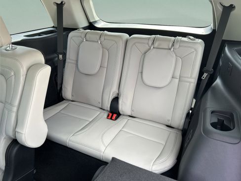 New 2025 Lincoln Aviator Reserve w/ Illumination Package RWD image 24