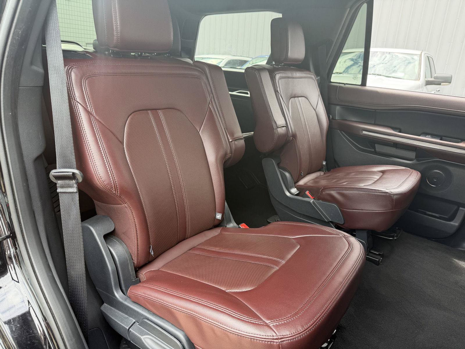 Used 2024 Ford Expedition Limited RWD image 20