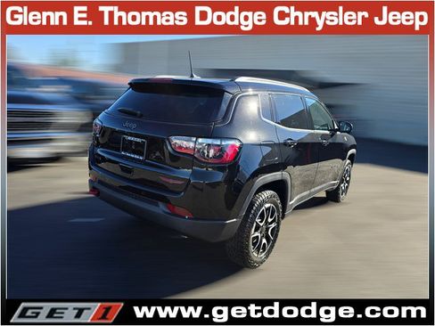 New 2026 Jeep Compass Trailhawk image 6