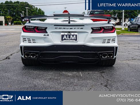 New 2026 Chevrolet Corvette E-Ray w/ ZER Performance Package AWD/4WD image 12