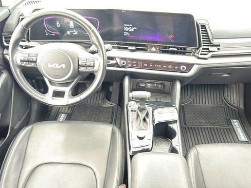 Used 2024 Kia Sportage EX AWD/4WD image 18