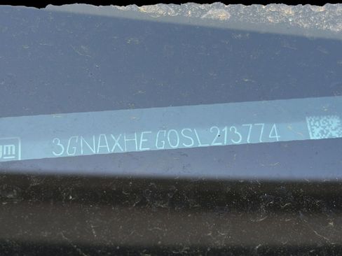 Used 2025 Chevrolet Equinox LT FWD image 30