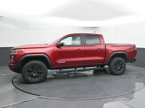 Used 2025 GMC Canyon Elevation w/ Convenience Package AWD/4WD image 8