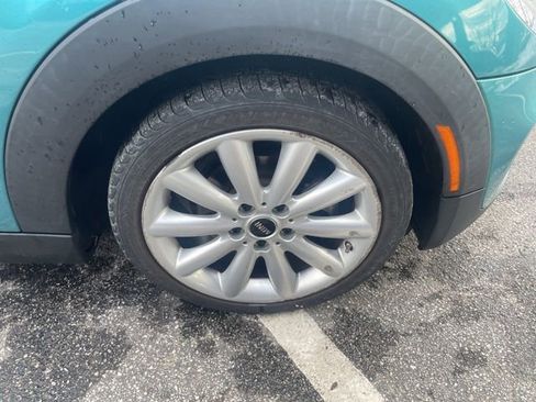 Used 2017 MINI Cooper Base image 10