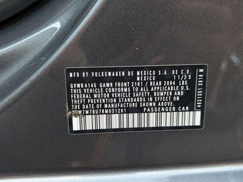 Used 2024 Volkswagen Jetta SE w/ Panoramic Sunroof Package image 35