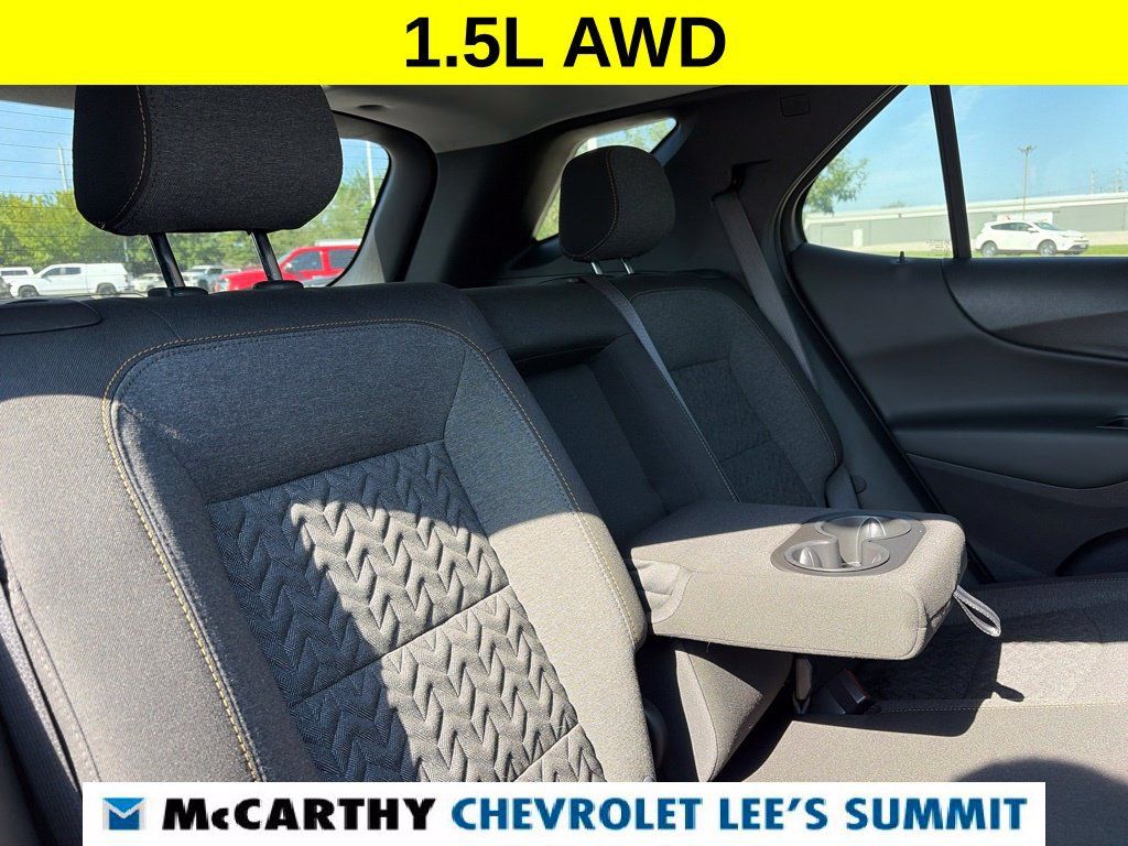 Used 2024 Chevrolet Equinox LT AWD/4WD image 25