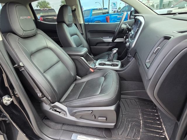 Used 2022 Chevrolet Colorado ZR2 w/ ZR2 Midnight Special Edition AWD/4WD image 15