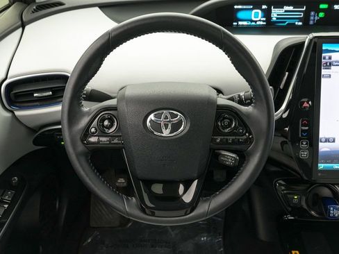 Used 2019 Toyota Prius Limited w/ Premium Convenience Package image 13