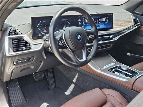Used 2025 BMW X5 sDrive40i RWD image 9