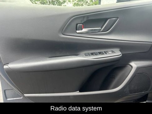 Used 2023 Toyota Prius Prime FWD image 6