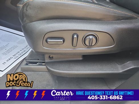 Used 2020 Chevrolet Traverse LT w/ Driver Confidence II Package FWD image 13