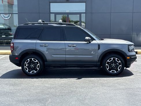 Used 2024 Ford Bronco Sport Outer Banks AWD/4WD image 2