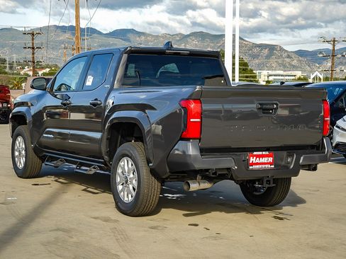 New 2026 Toyota Tacoma SR5 image 5