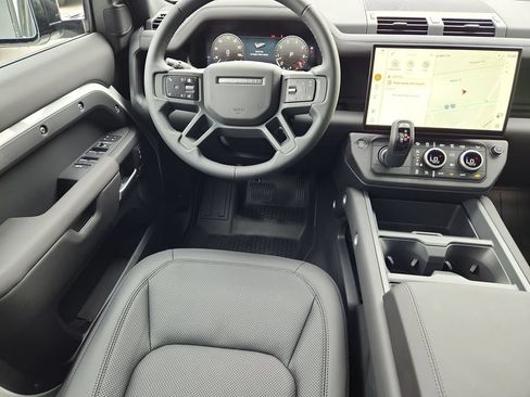 New 2026 Land Rover Defender 130 S AWD/4WD image 4